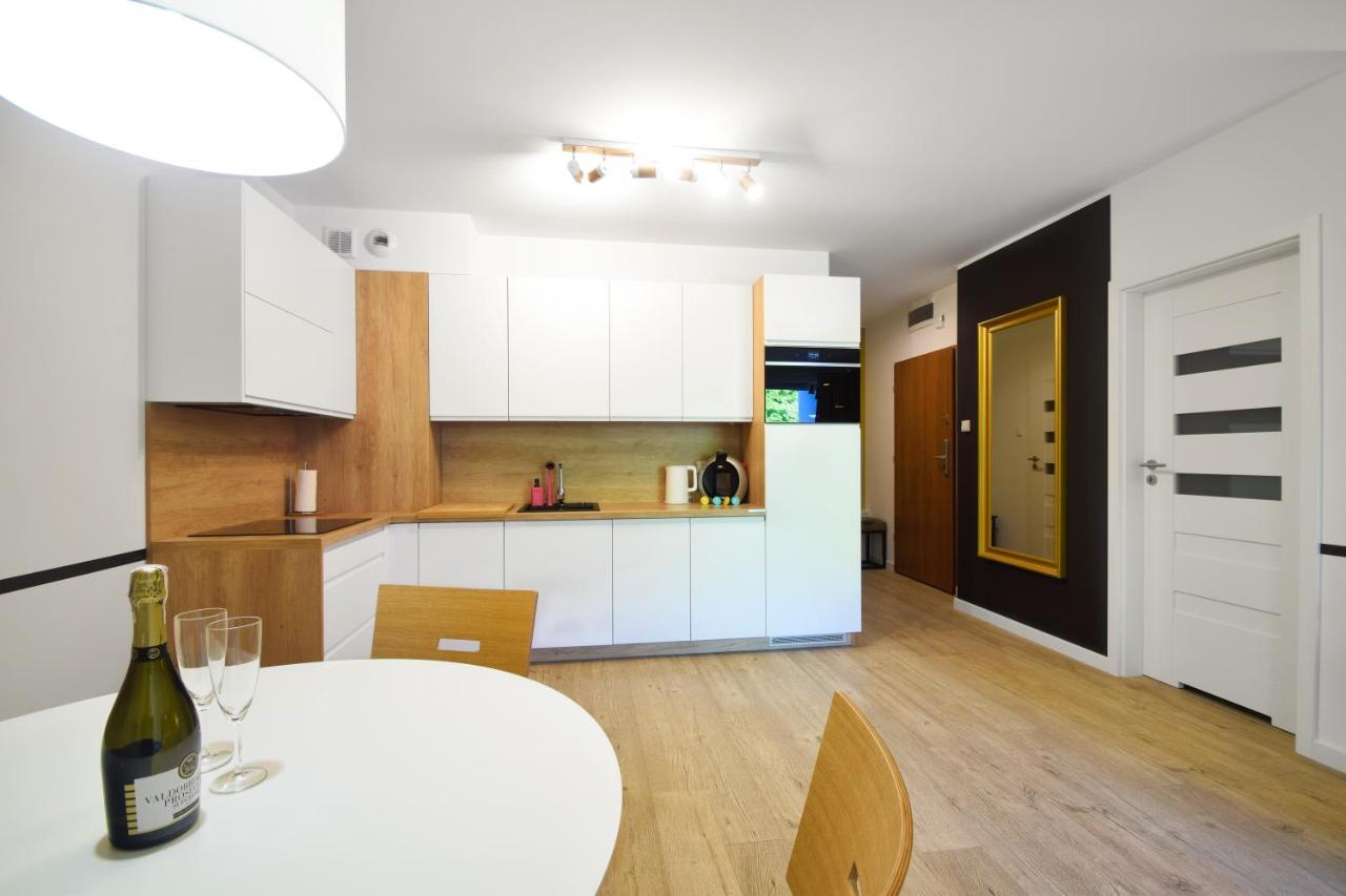 Apartamenty Portowe By Nadmorskie Tarasy C311 Kolobrzeg Exterior photo